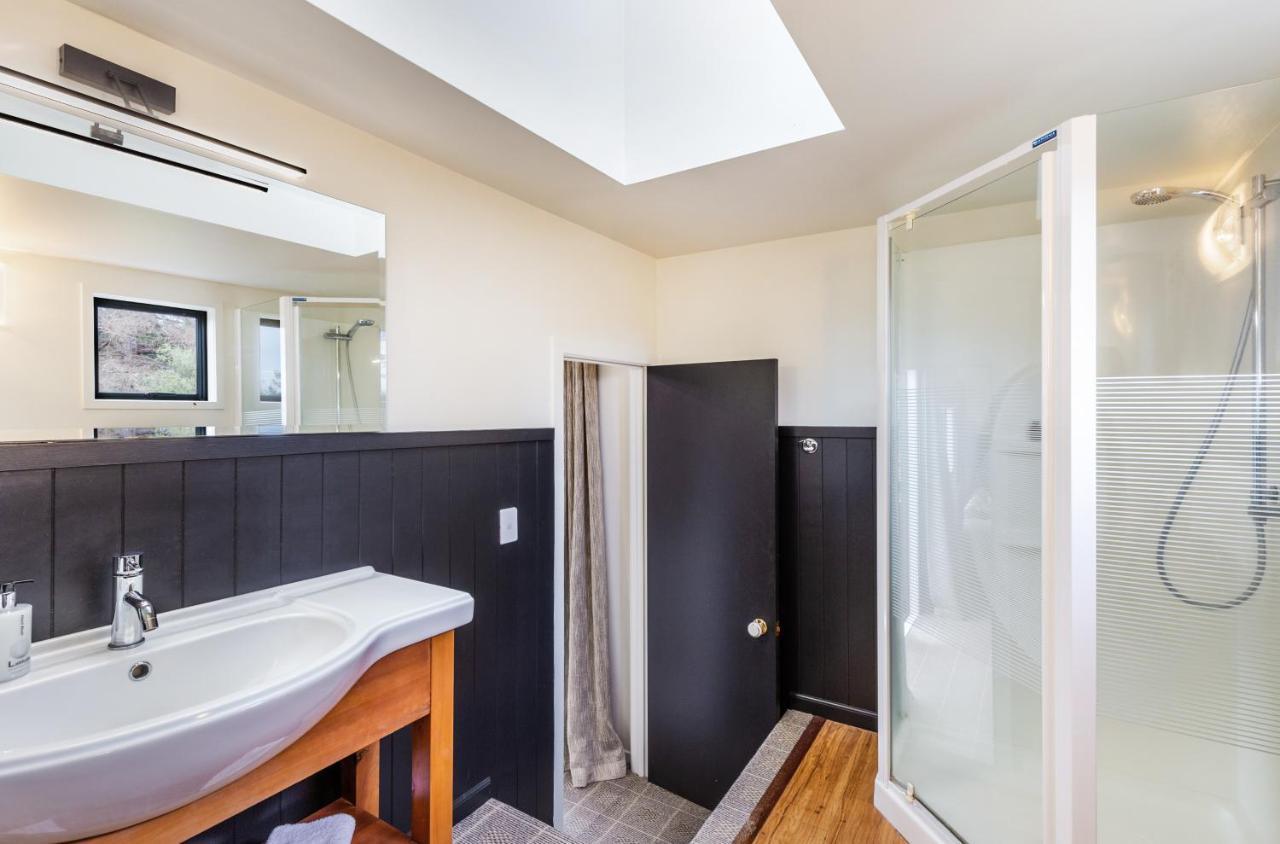 Turangi Trout Lodge ภายนอก รูปภาพ